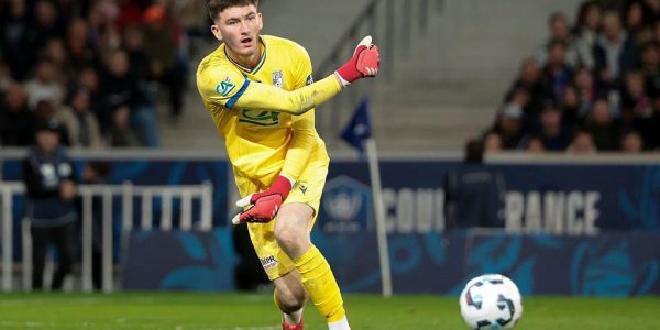 Новий Чех чи майбутня зірка АПЛ: як Евен Жауен став найдорожчим голкіпером-новачком Ньюкасла