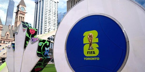 Квитковий скандал перед ЧС-2026: ФІФА анулює безкоштовні квитки та опиняється під слідством прокуратури