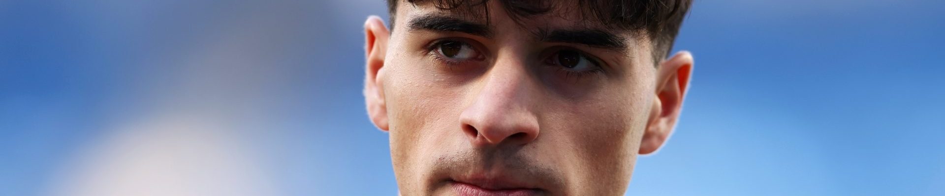 Йон Мартін та інтерес Барселони: чому юний талант залишається в Реал Сосьєдаді до 2031 року